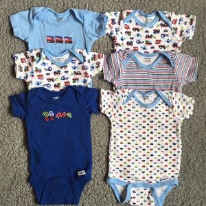 ❤️Gerber’s Onesie Bundle❤️